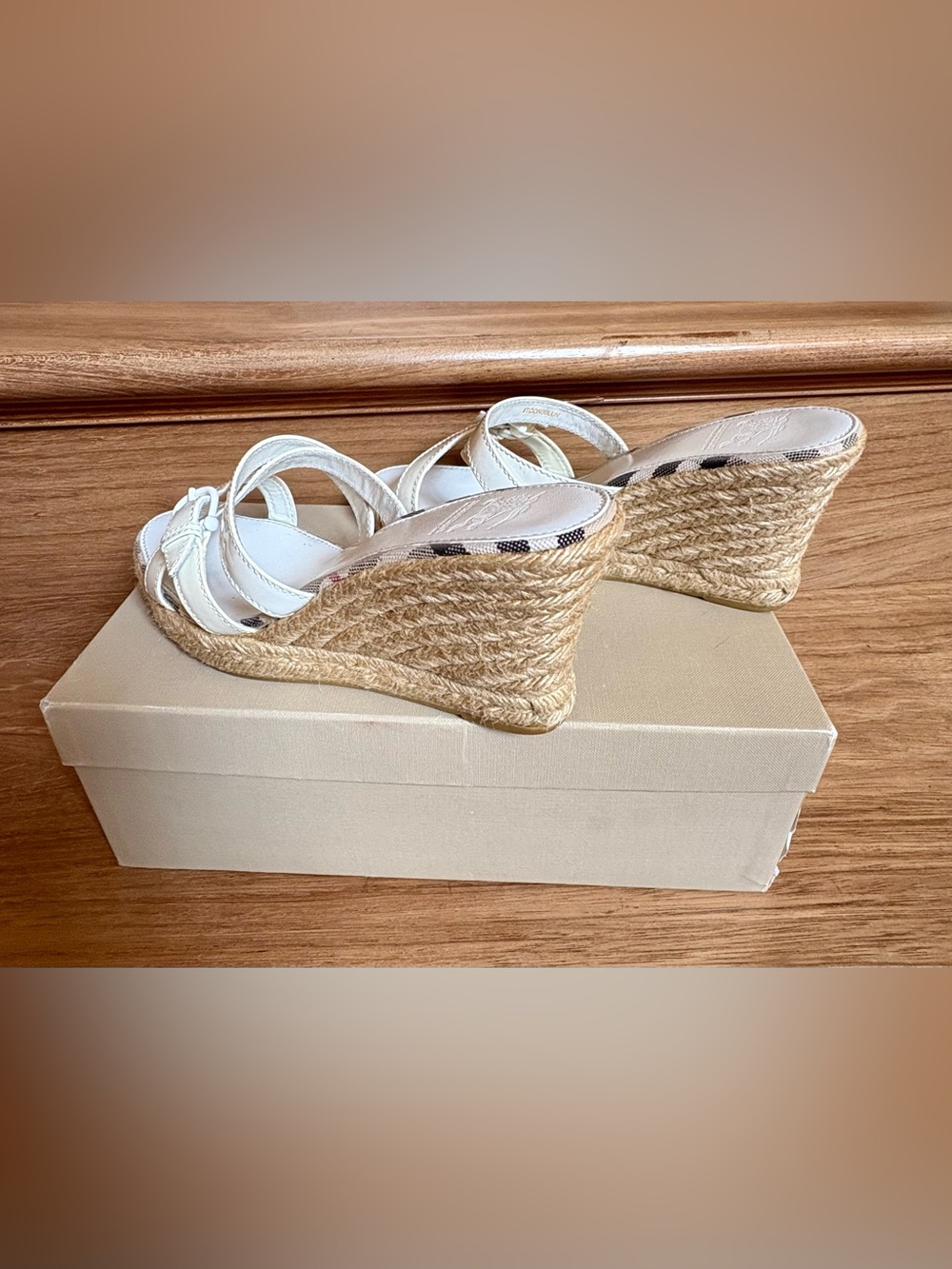 Burberry - White Leather Espadrille Wedge Sandals - Size 37